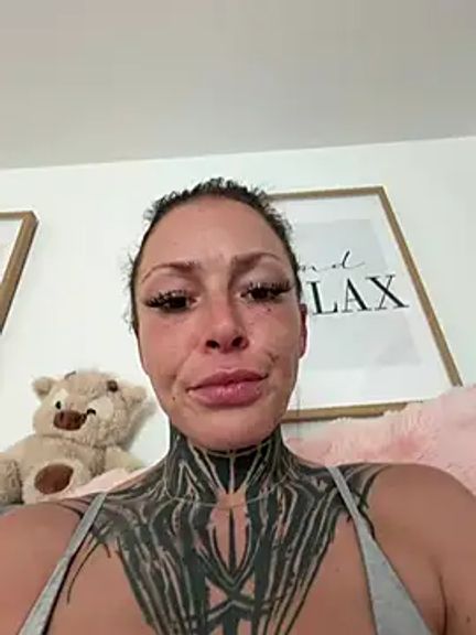 TittenTina