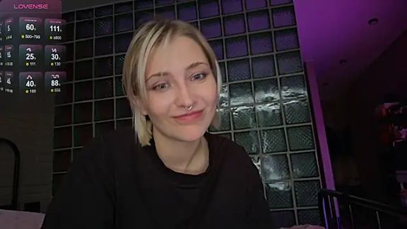 alexa_novak