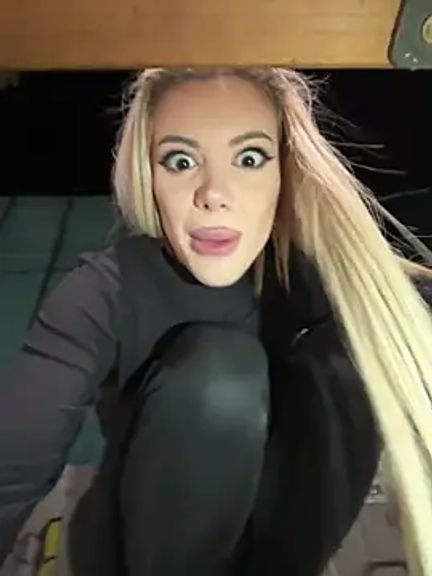 AlyssaFoxx_