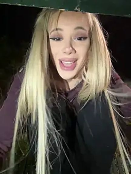 AlyssaFoxx_