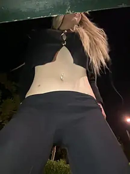 AlyssaFoxx_