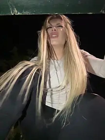 AlyssaFoxx_
