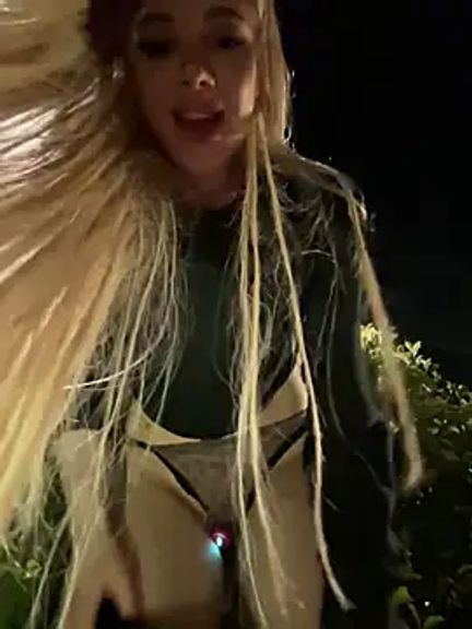 AlyssaFoxx_
