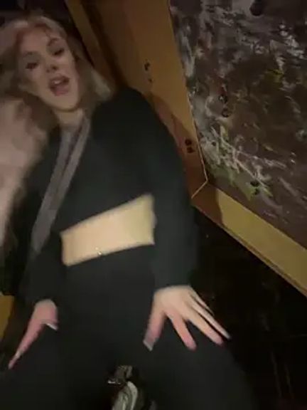 AlyssaFoxx_