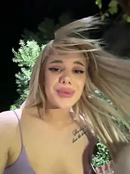 AlyssaFoxx_