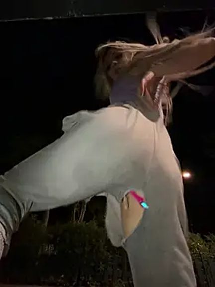 AlyssaFoxx_