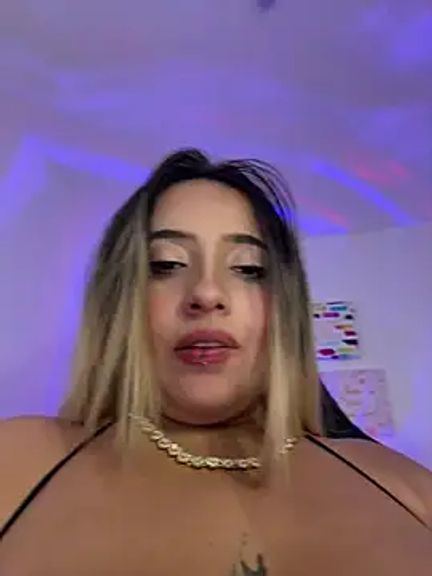 _Ninasanz