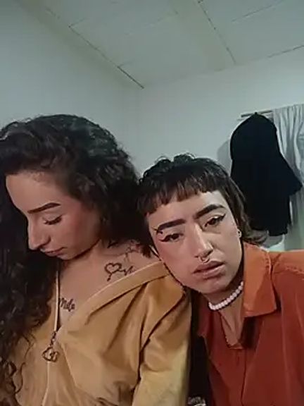 AlexxaAndRileyy