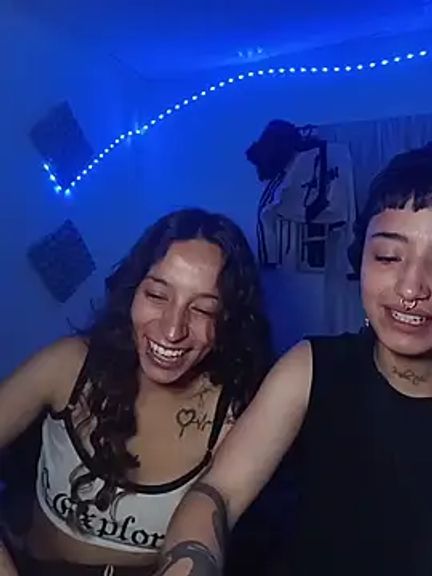 AlexxaAndRileyy