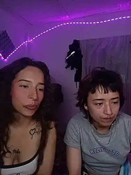 AlexxaAndRileyy