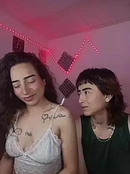 AlexxaAndRileyy