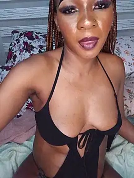 QUEENASHxXx
