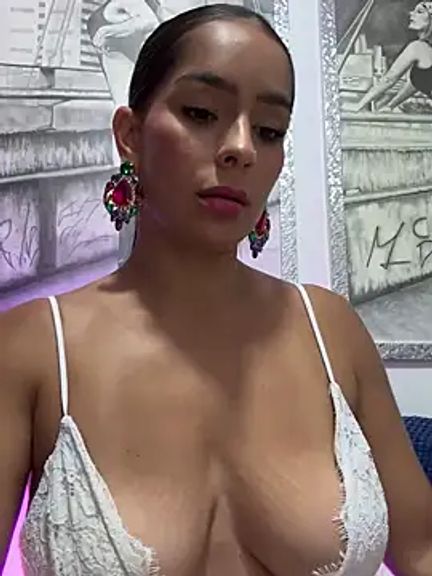 Mau_White