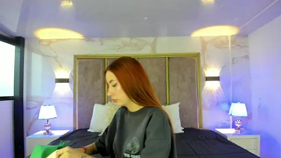 LolaGray__