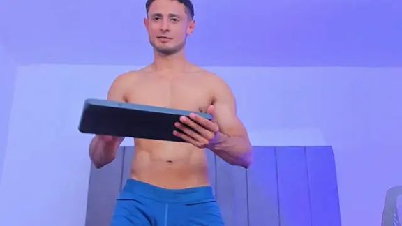 Adonys_Lewis_
