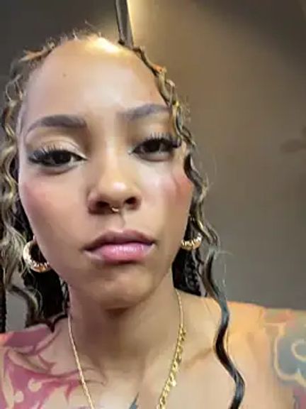LizStorm_