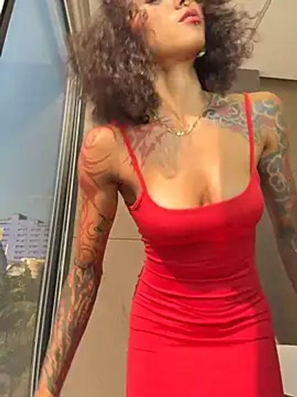 LizStorm_