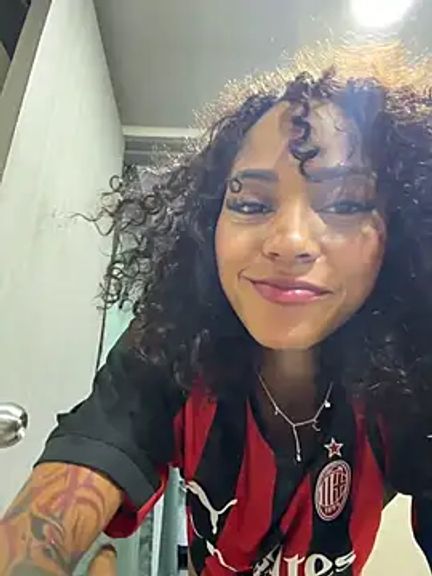 LizStorm_