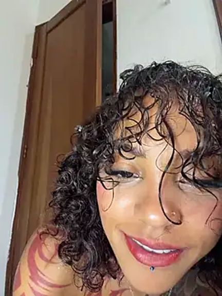 LizStorm_