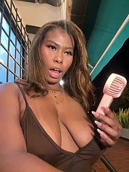 EroticAlana1