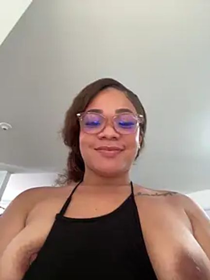 ashley_Tompson1