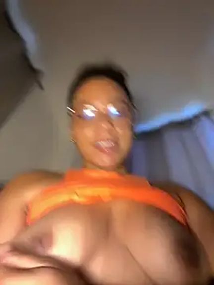 ashley_Tompson1