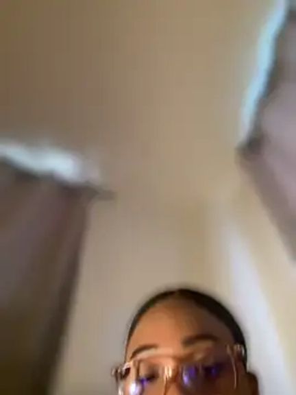 ashley_Tompson1