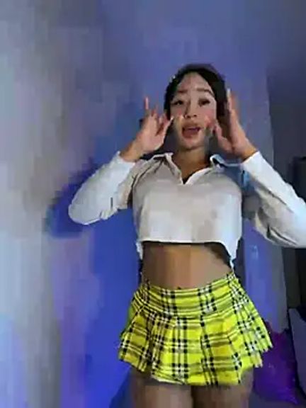 l0lita_emi