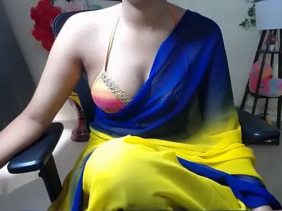 Loving_gaur