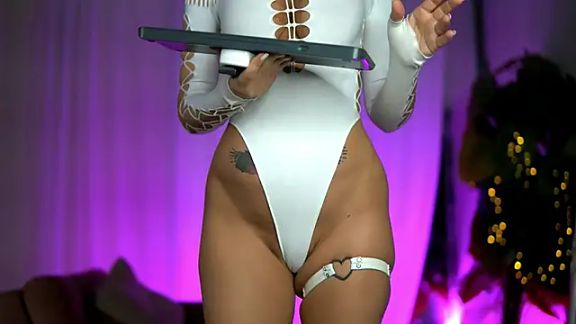 VivianneSteinX