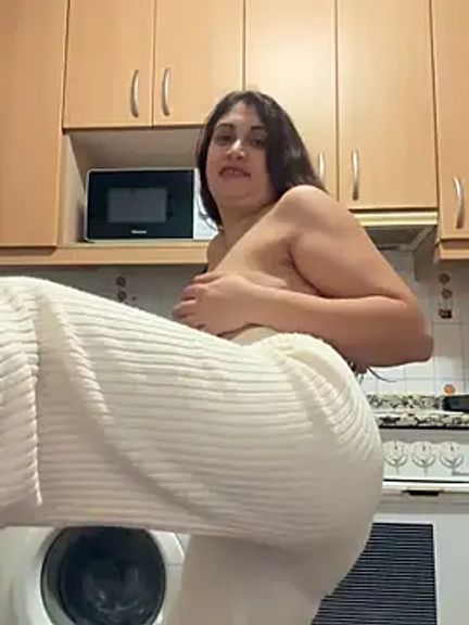 Morenita-sexy777