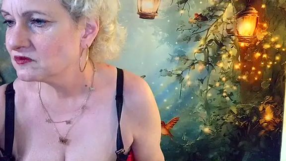 Blondie_the_librarian
