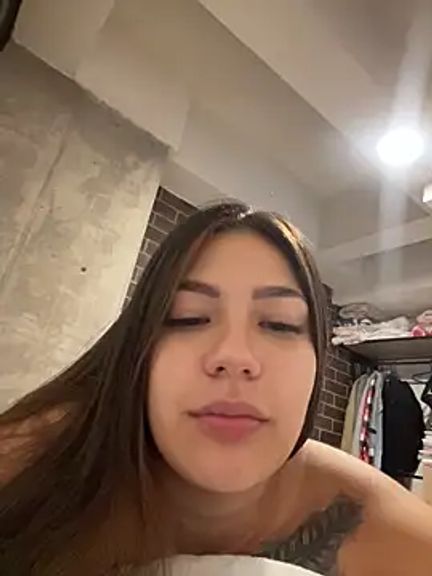 Latina_vanessa
