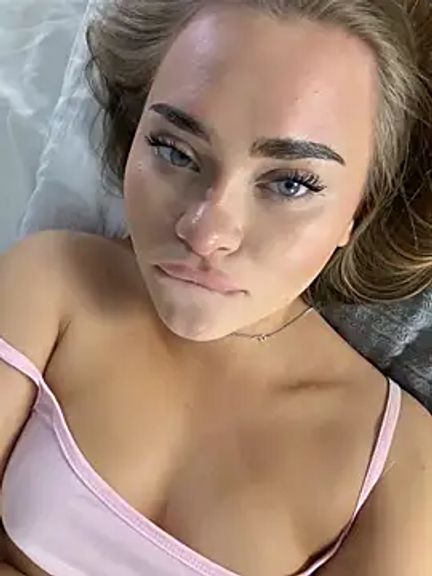 MonicaWestt