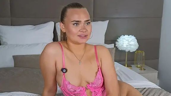 MonicaWestt