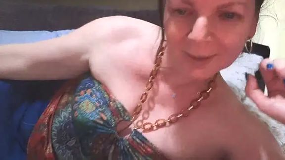 AussieMilf76