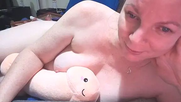 AussieMilf76