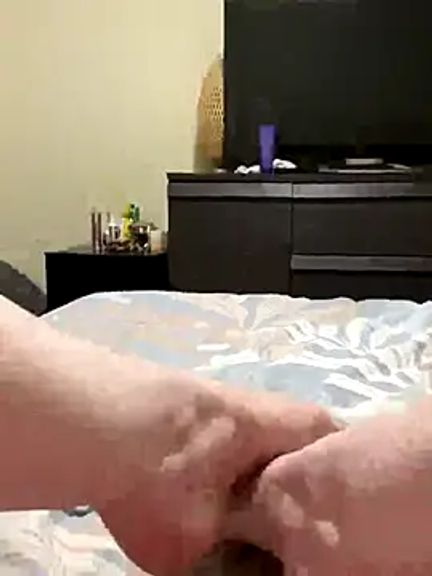 AussieMilf76