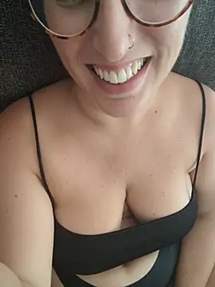Maya_Brooke