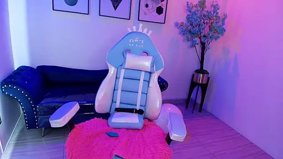 Maddie_T18