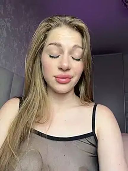 LeilaFloraX
