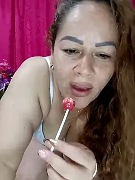 SluttyMilf79
