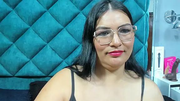 PENELOPELEWISs