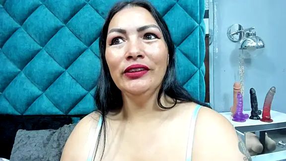 PENELOPELEWISs