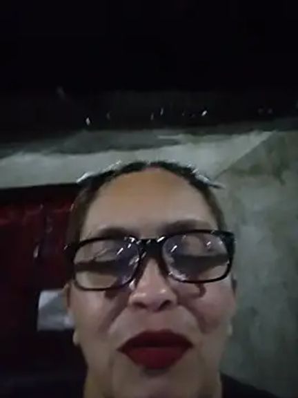 MOTHER_AND_SON09