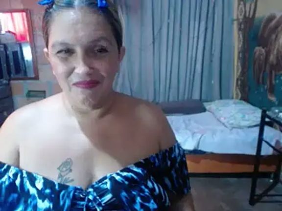 MOTHER_AND_SON09