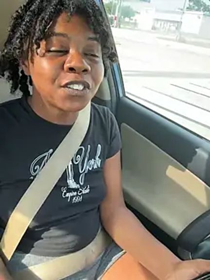 Ebony_Queeen