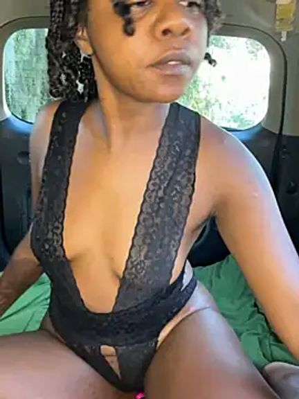 Ebony_Queeen