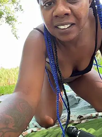 Ebony_Queeen