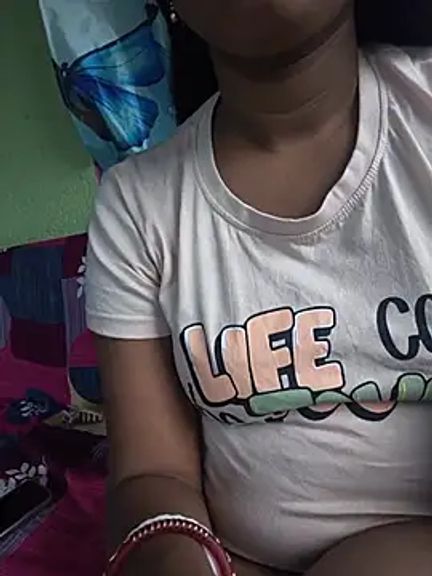 Mahira_DesiBhabhi